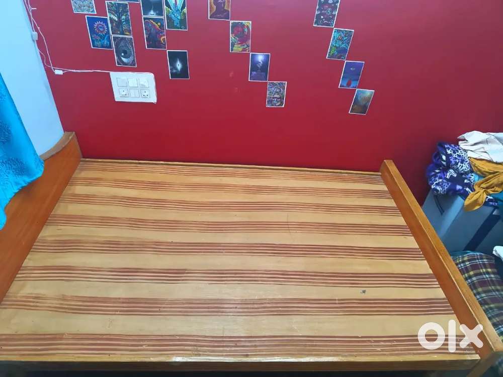 Wooden Double Cot 4*6