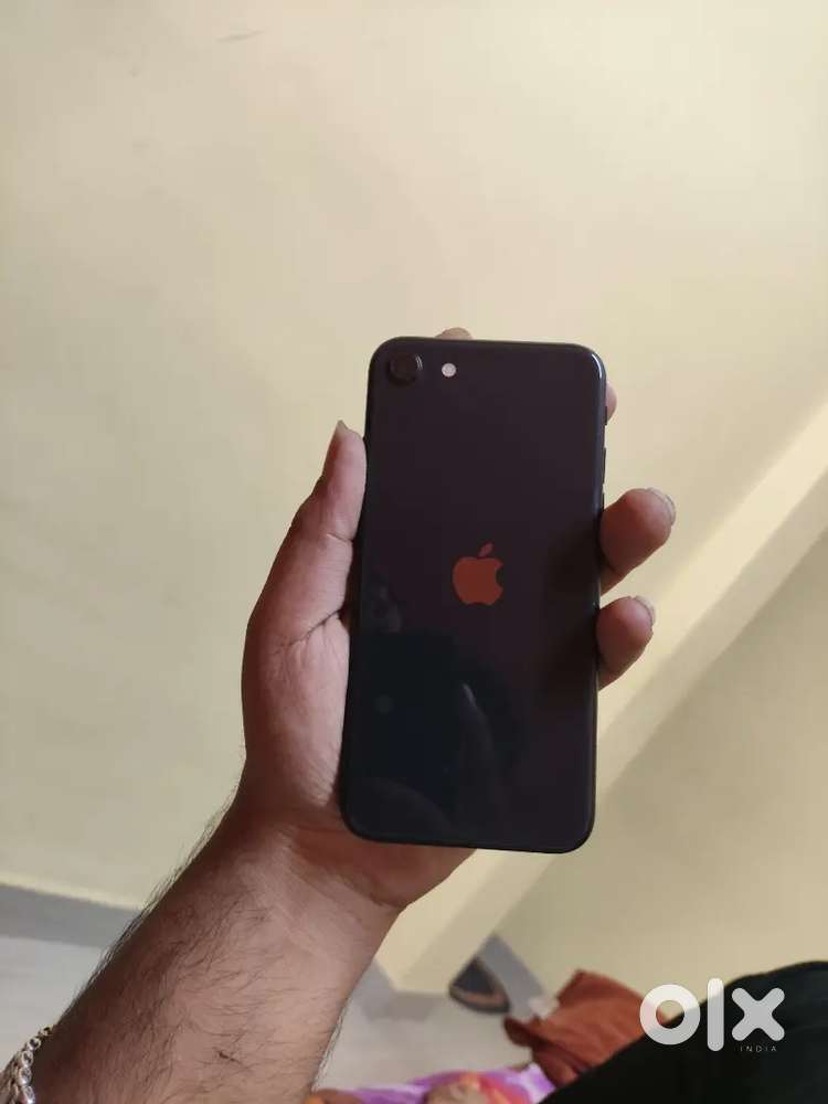 Iphone se 2 mint condition 87% batt all new