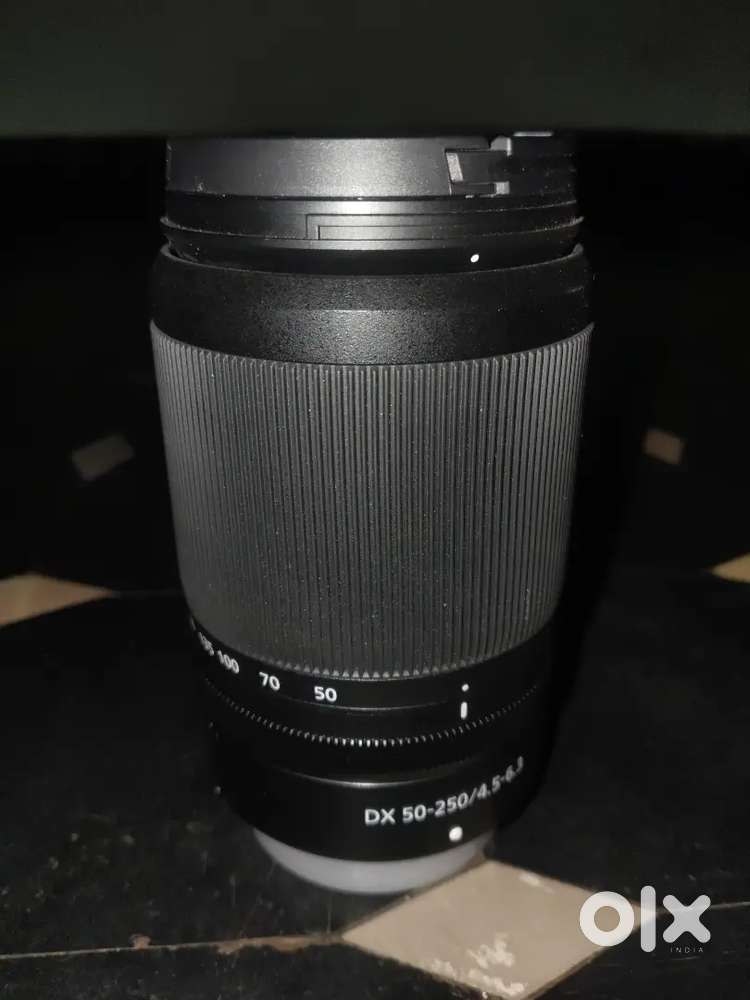 Nikon 50-250 lence sale for only 22k