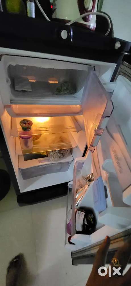 Godrej 190 lit fridge