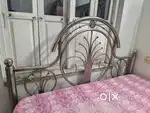 I want to sell my 6 years unused steel bed 6/7