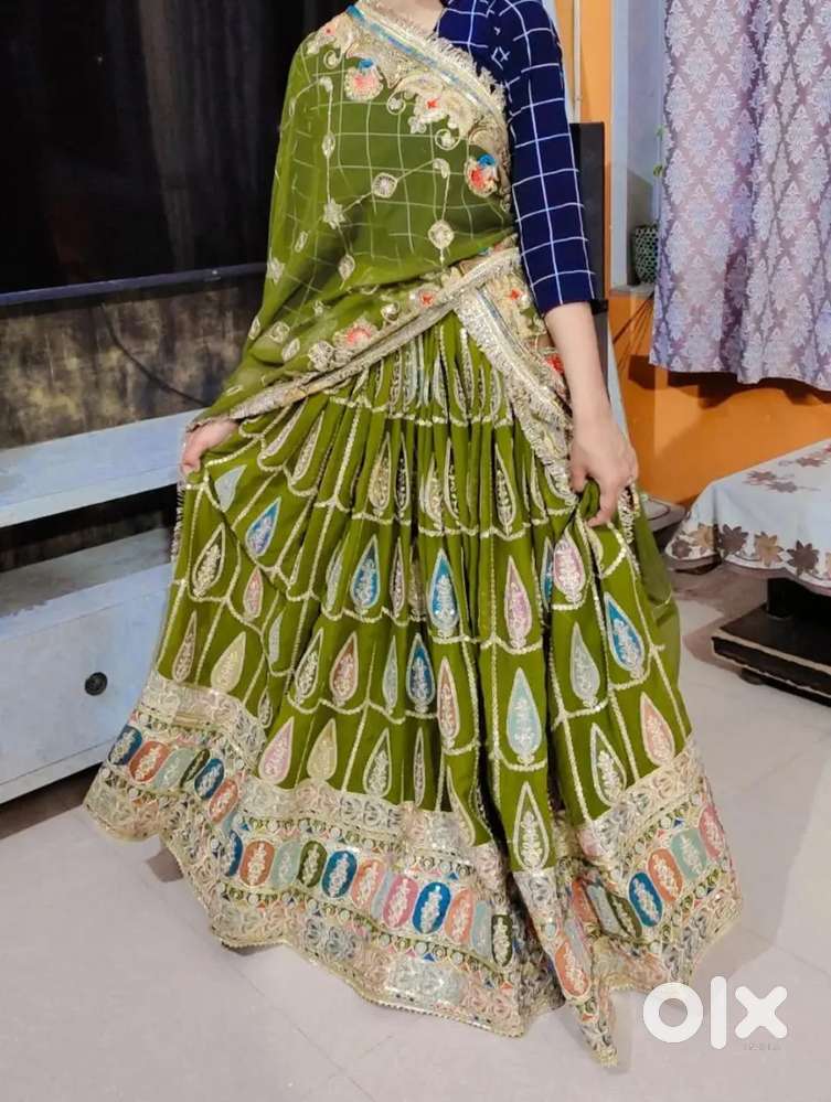 Silai karigar only female