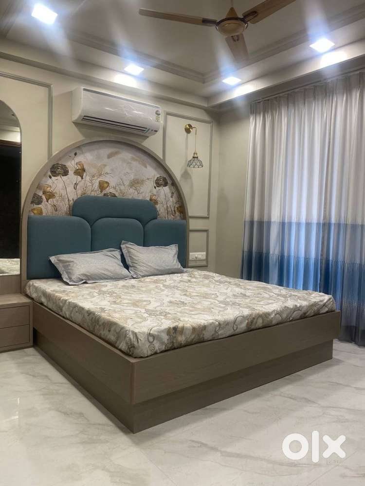 4 BHK beautiful and Luxurious and specious flats at nirman nagar