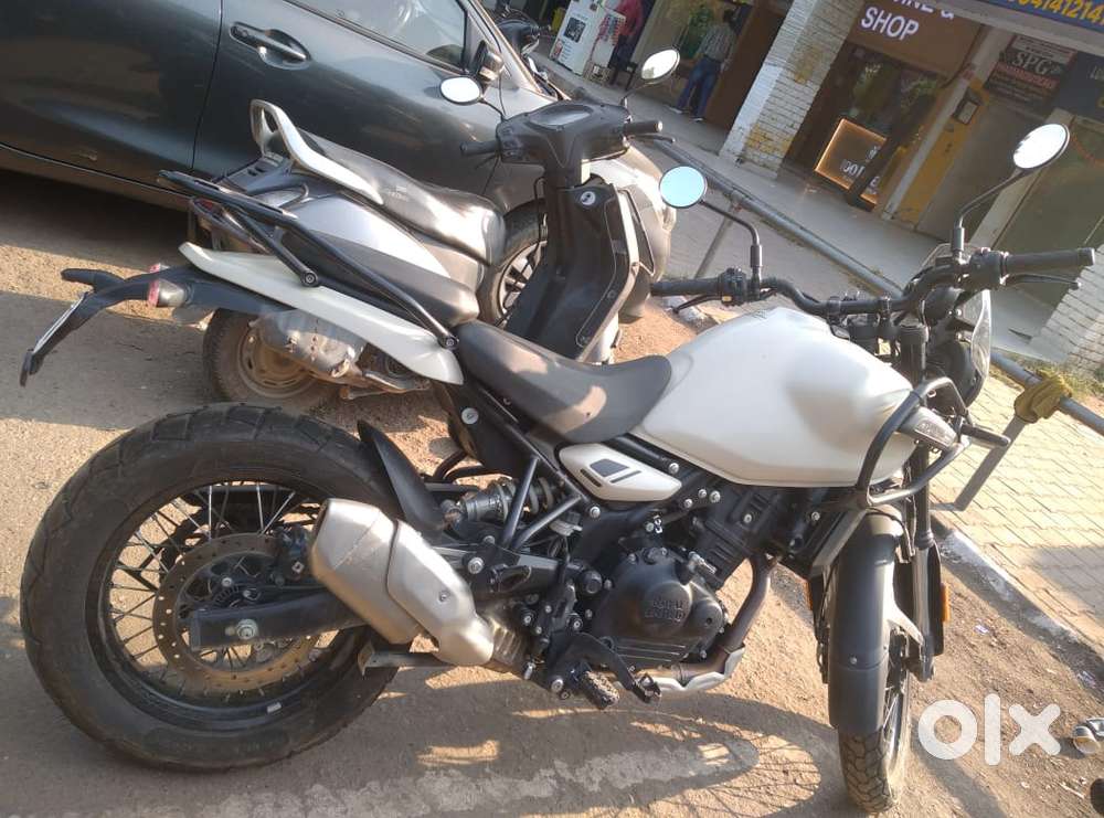 Brand New ROYAL ENFIELD HIMALAYAN 450