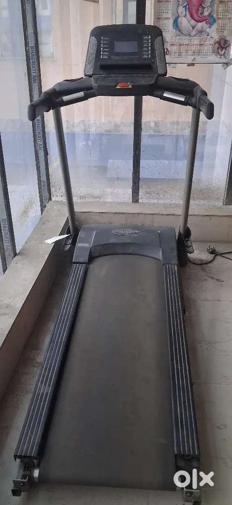 Semi commercial lifestyle treadmill