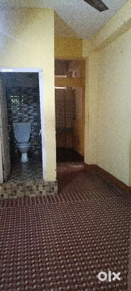 Fully independent single room at Ganeshguri kahilipara main road