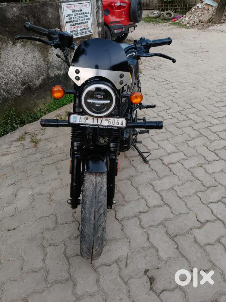 ROYAL ENFIELD HUNTER 350