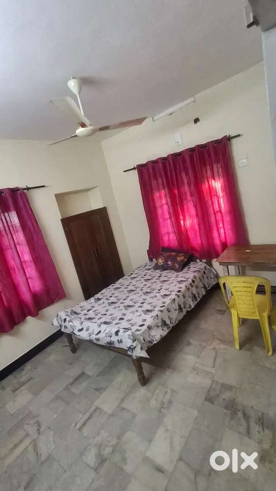 ,couples allowed, family,