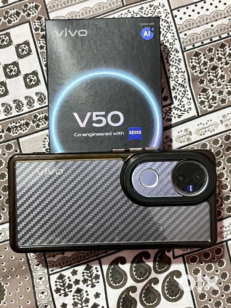 Vivo V50 5G 256gb 3 months old only Exchange or Sell