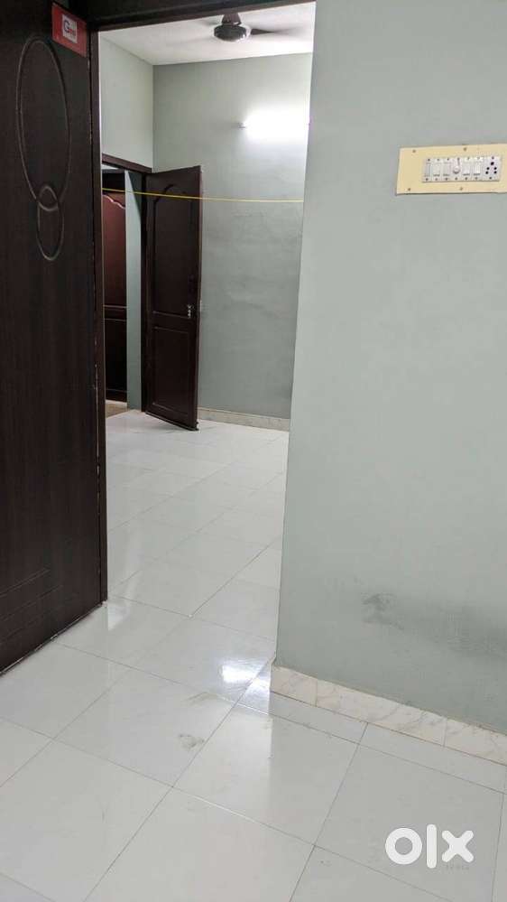 BACHELORS ONLY - BOYS - HCL Tech - Elcot IT park - 1BHK - Valar Nagar