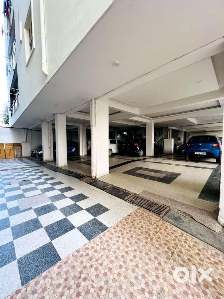 सही मोका है2bhk  लक्ज़री  फ्लैट लेने का noida extention  में