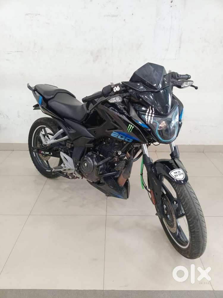 BAJAJ PULSAR P 150 2023 BLACK COLOUR