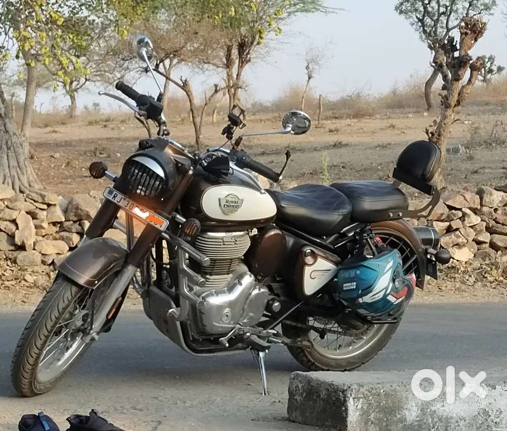 11 months old classic 350 2025 model premium fully modified