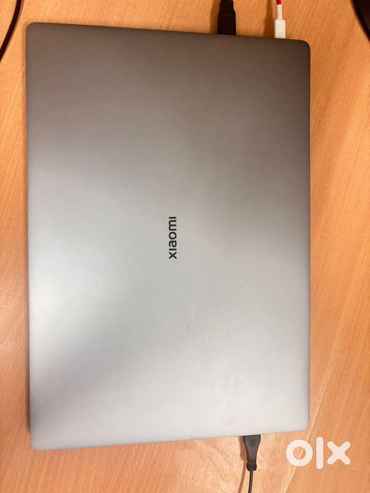 MI NoteBook Ultra 3.2K Resolution Full metal Aircraft grade Aluminium.