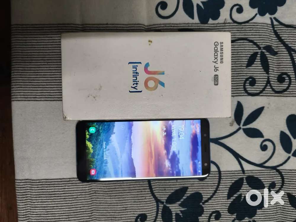 SAMSUNG J6 3GB RAM 32GB Memory Good condition