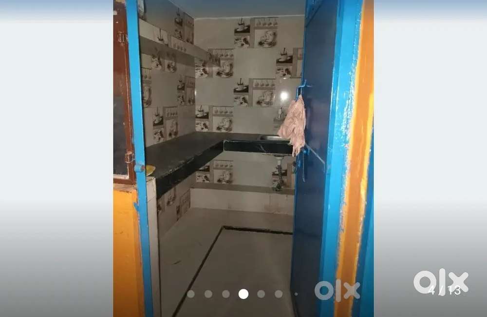 3500 Room mate chaiye