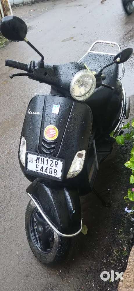 Vespa LX Mat Black