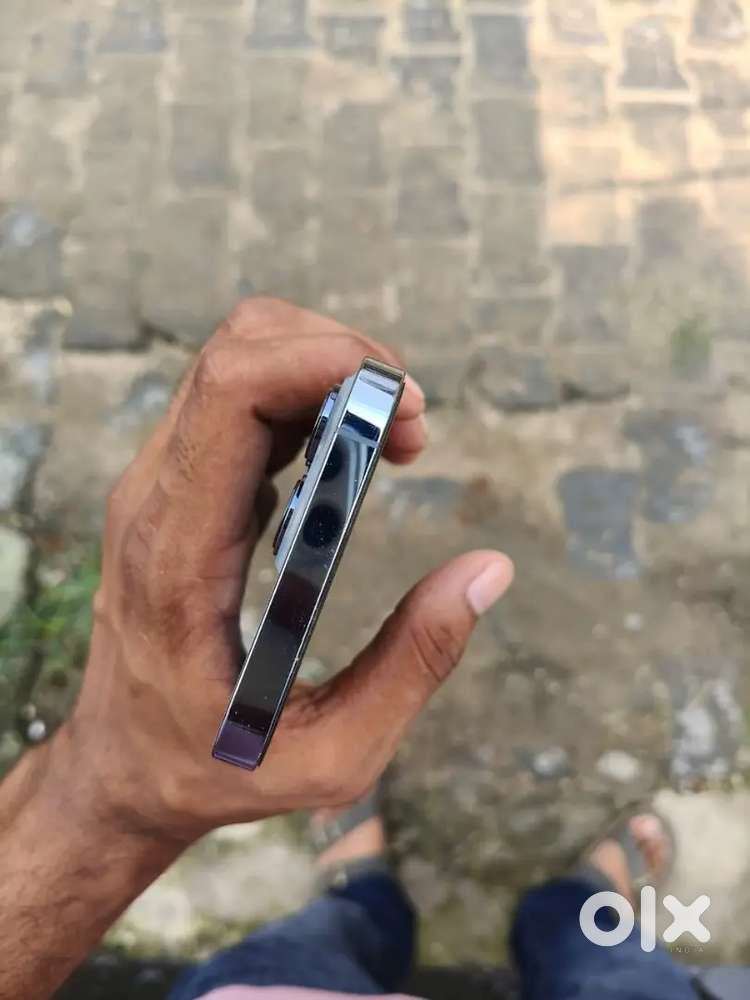 iPhone 13 Pro. ---Gb 256