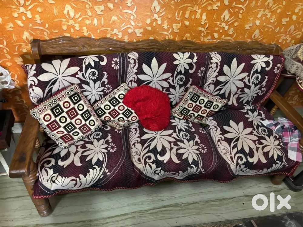 Sofa set of 5