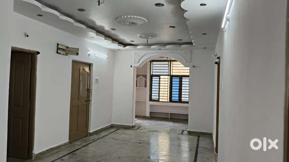3Bhk flat for rent independent floor opposite jamiya masjid mallepally