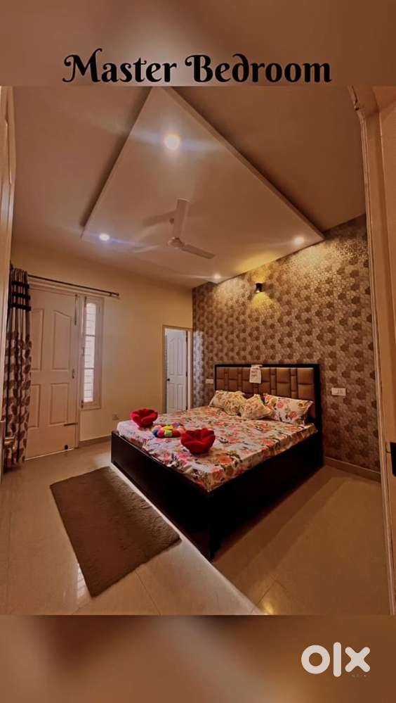Flat at prime location