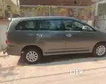 Toyota Innova Hycross 2012 Diesel Well Maintained