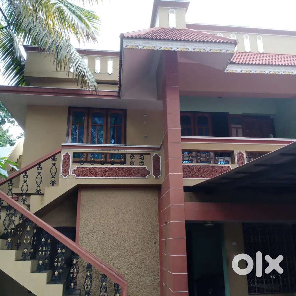 2bhk near sabine(lords hospital), Lulu mall, technopark
