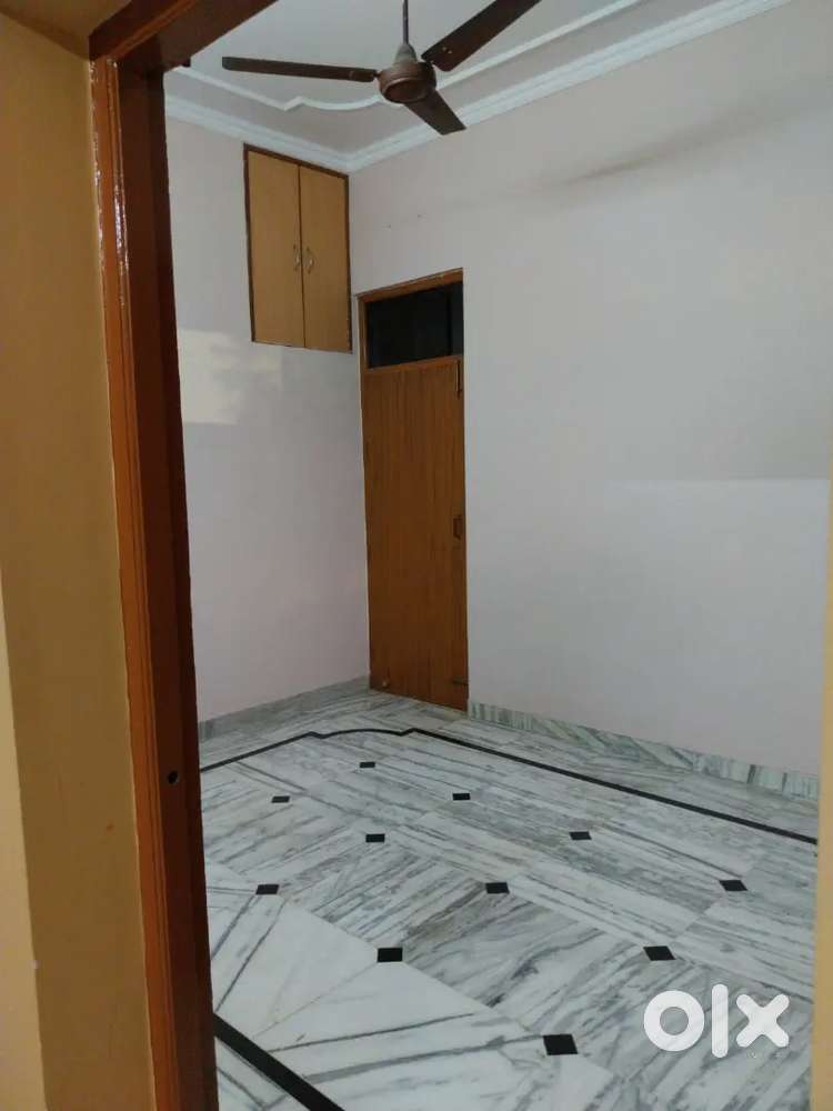2 BHK independent house near kathota chaurahe