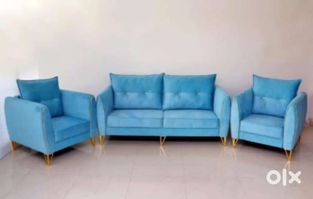 PREMIUM QUALITY 5 SEATER SOFA WITH PILLOW AVAILABLE AT ZAMZAM FURNITUR
