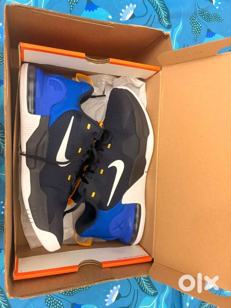 NIKE air max alpha trainer 5