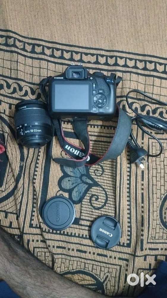 canon 1300 d eos