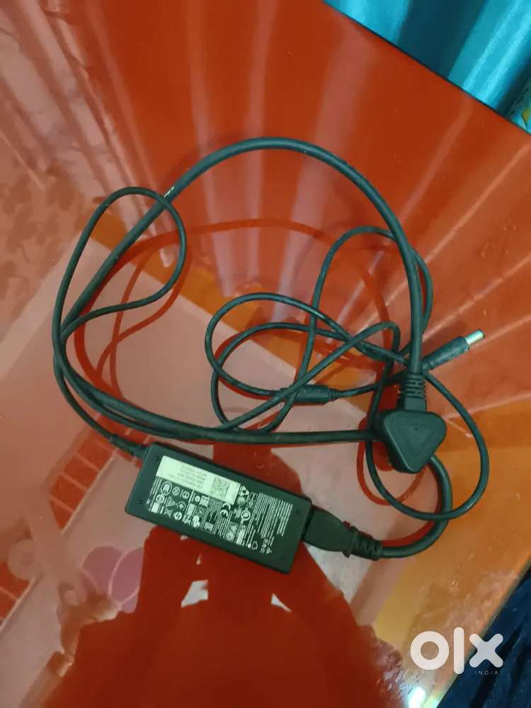 Laptop adapter dell original