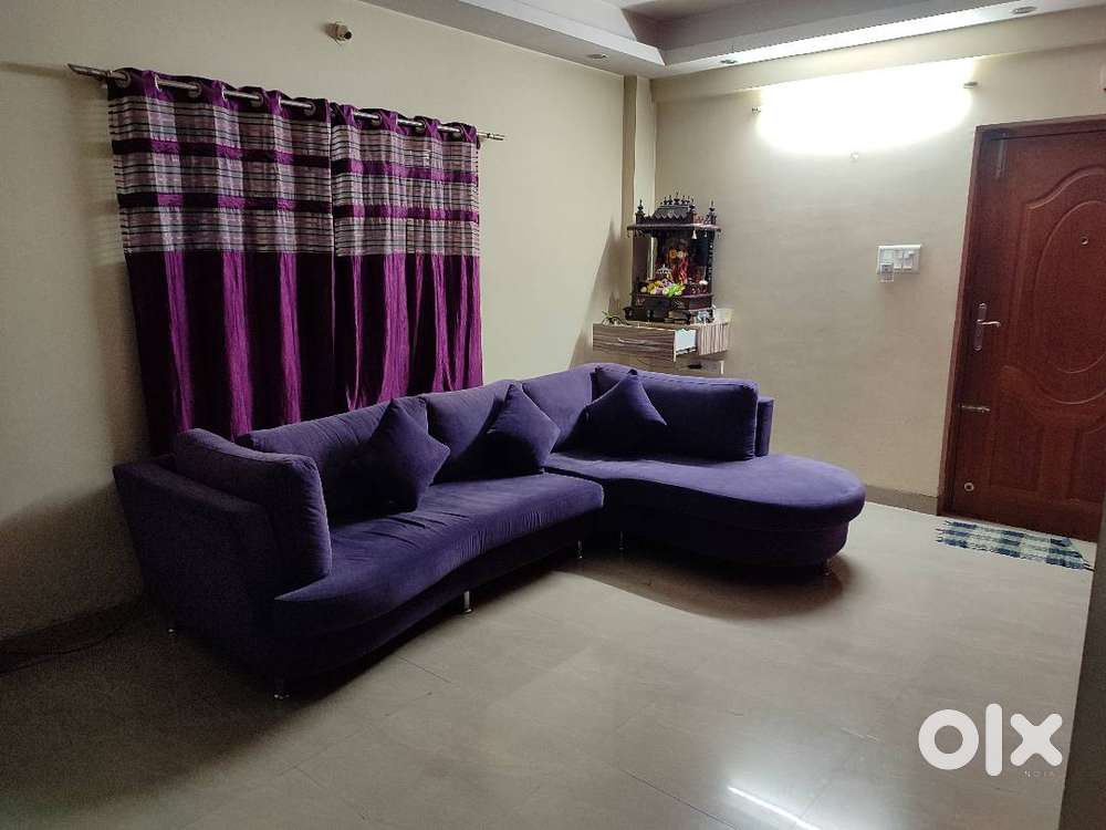 L shaped premium sofa (Damro)