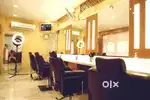 Parlours spa therapist jobs for female's girls jobs training also