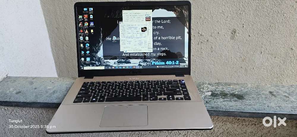 ASUS Vivobook
