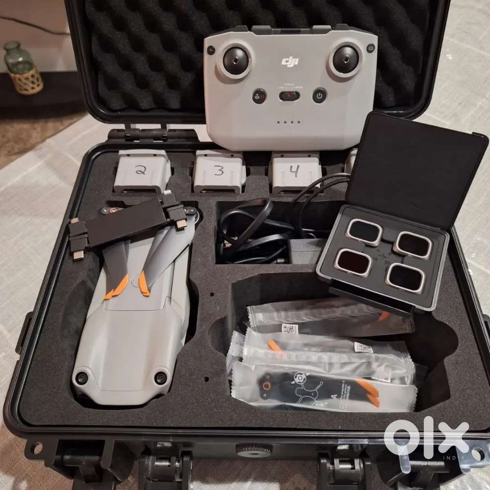 DJI Air 2S + 5 Batteries 9 cycles RC N1 ND Filters Hard Case & More!