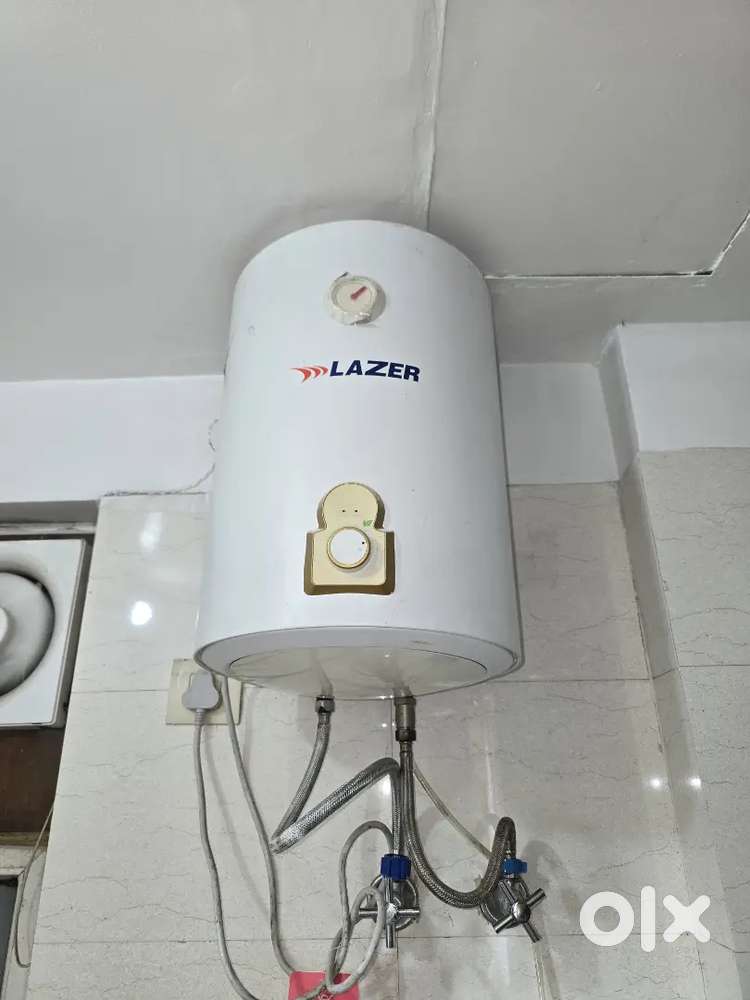 Lazer 25 L geyser in fully working Condition