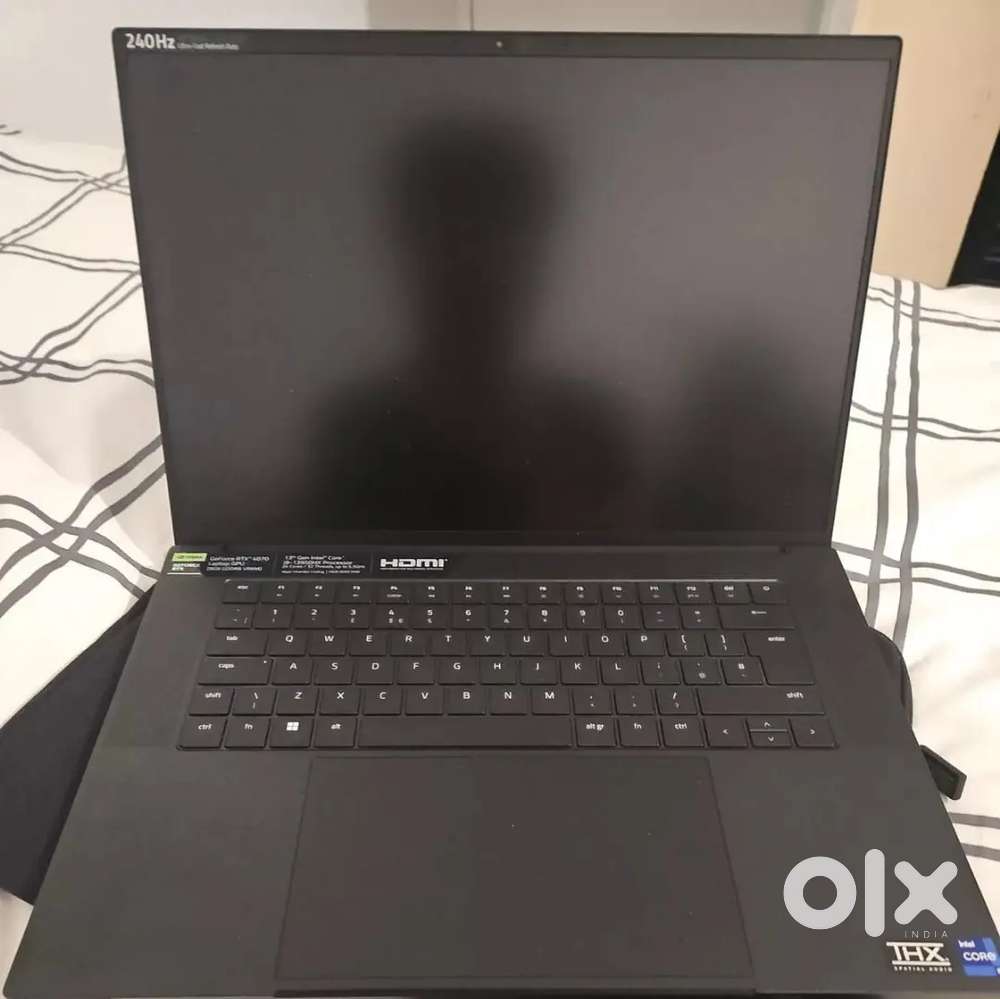 Razer Blade 16 RZ09-0483SWH3-R3W1 Gaming Laptop i9 16GB 1TB RTX 4070