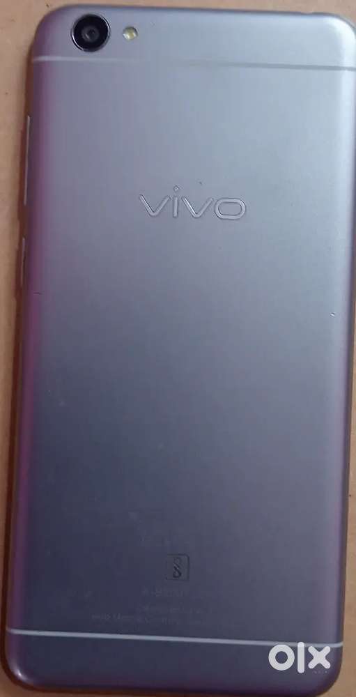 Vivo 1610  mobile (16gb memory ) in good condition
