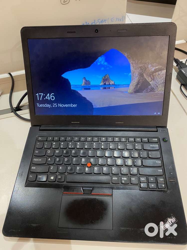 Lenevo thinkpad i3 12GB 256 SSD