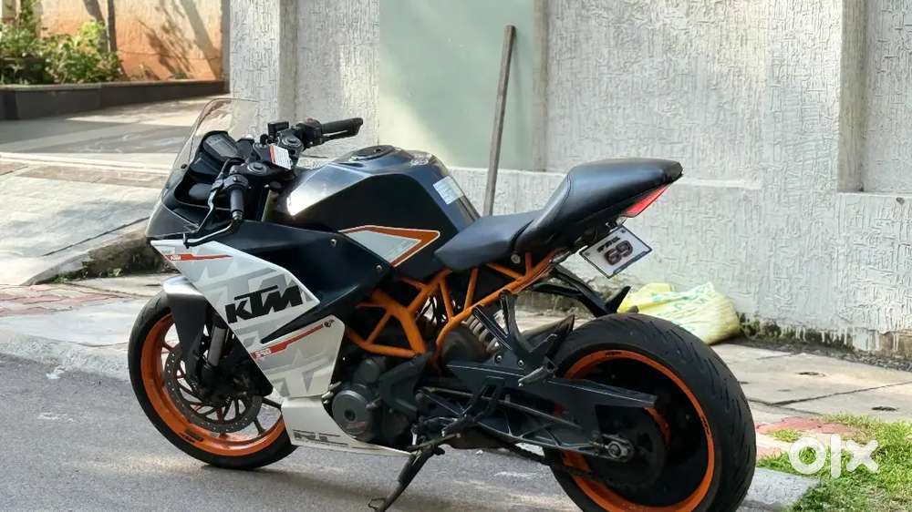 Bike is in good condition and no major  issues in bike