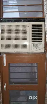 Lloyd Window AC