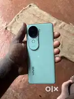 Vivo v40e / 8+8/256 Phone selling