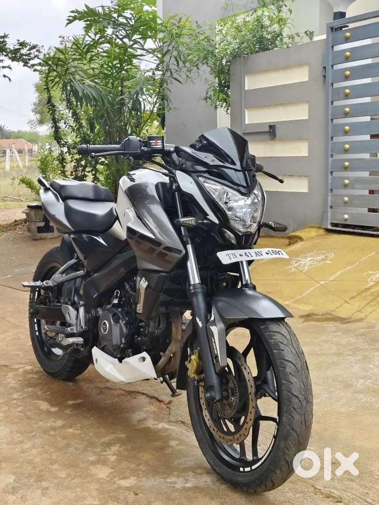 2019-PULSAR NS 200-SINGLE OWNER-DUAL CHANNEL ABS-JUST 17K KM DRIVEN