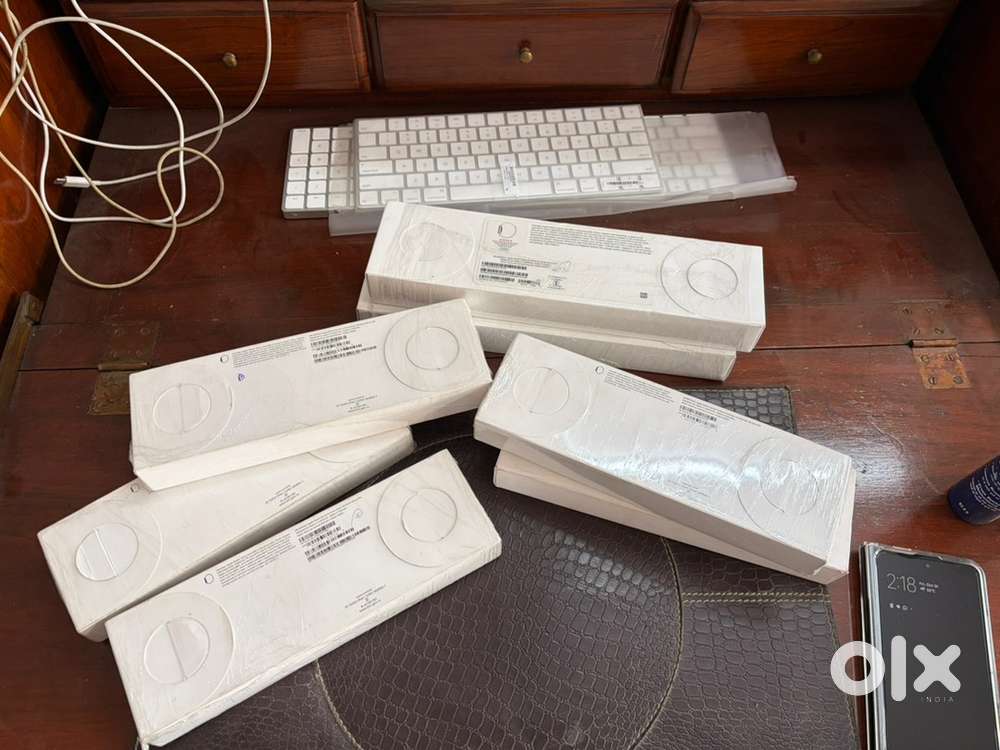 Apple watch stainless steel seires 8 &9 seal pack over 50% off new