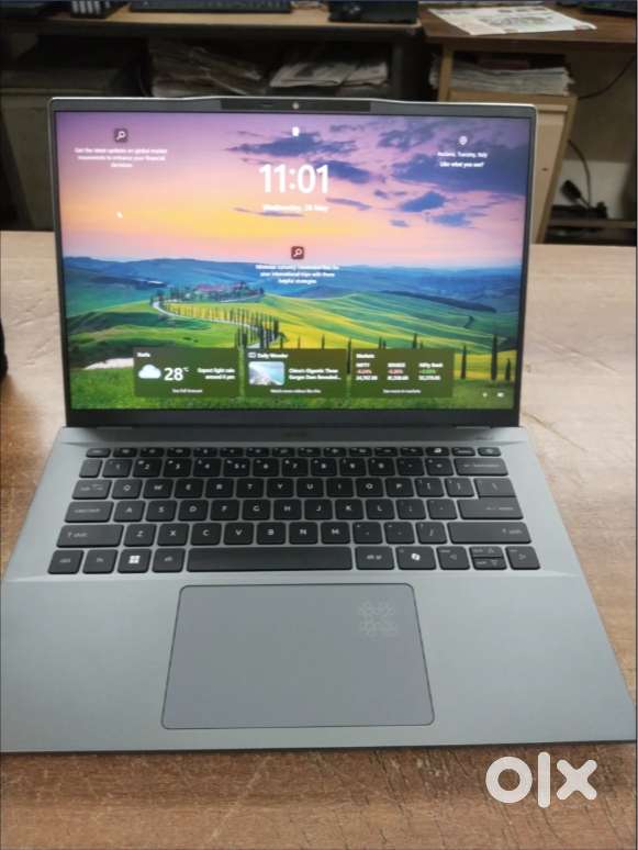 Full metal Acer Swift Go 14 Next Gen AI PC Snapdragon X Plus -