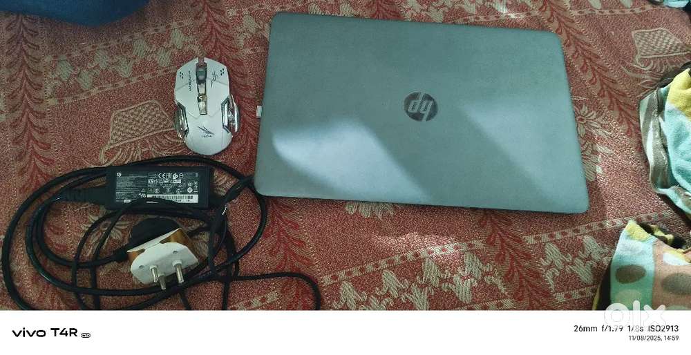 Hp elite book 850 G3 8gb ram 256gb ssd