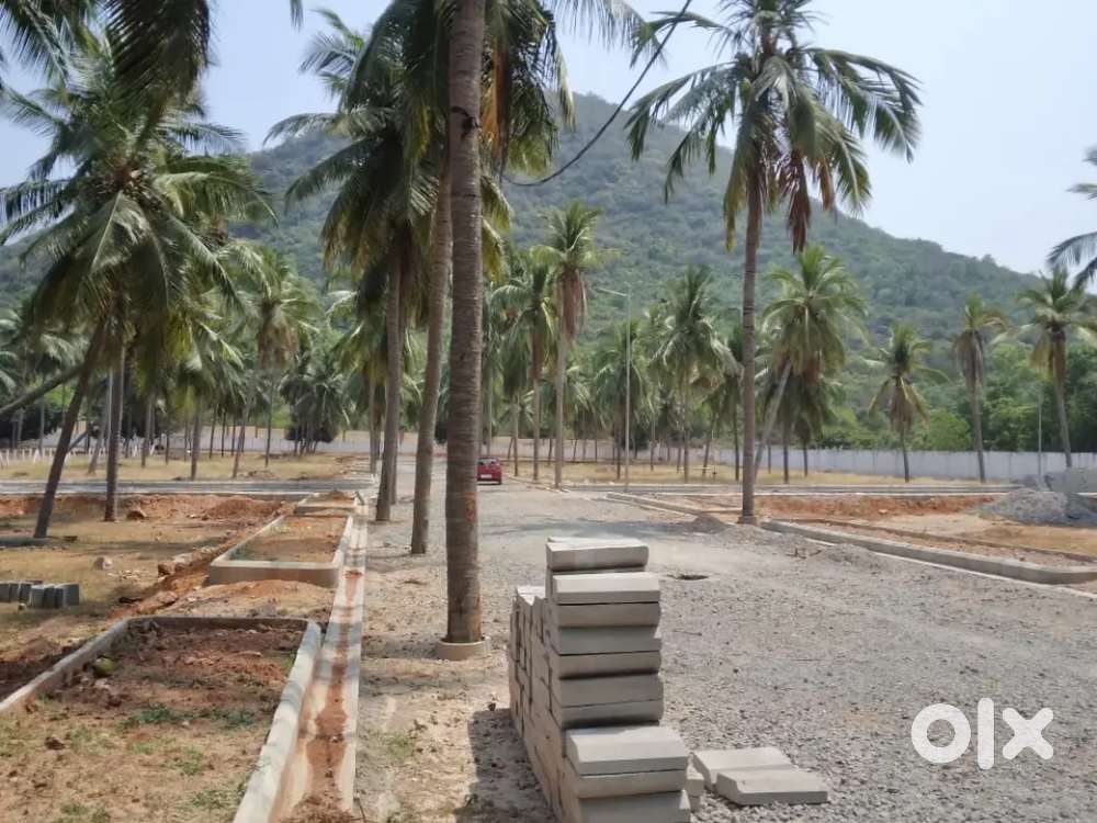 155sq.yrds Land Sale Anandapuram Highway 500metrs