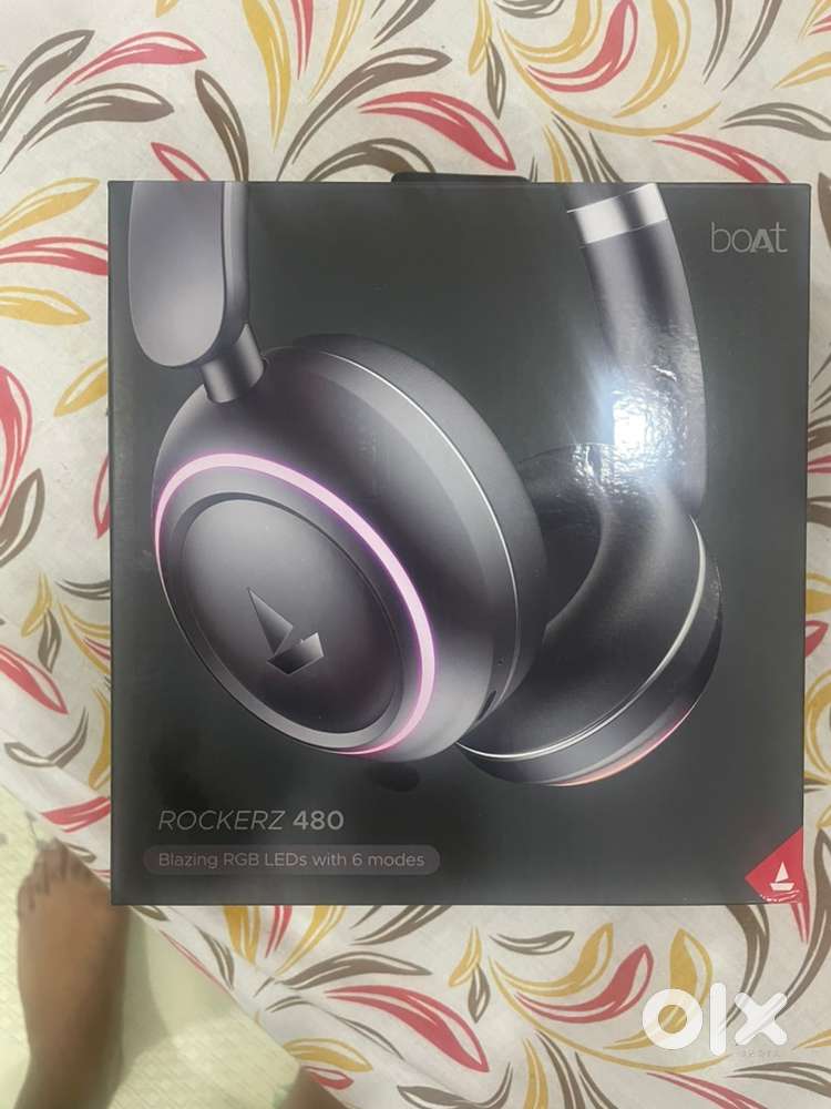 Boat Rockerz 480 bluetooth headphones seal packed