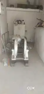 विकणे आहे आटा चक्की संपूर्ण सेट